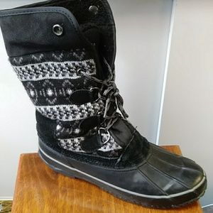 KHOMBU Boots